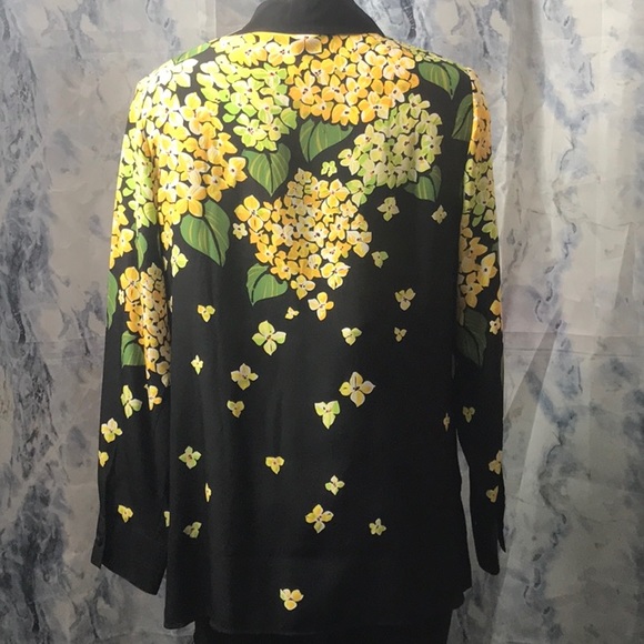NWT Bob Mackie wearable art 100% silk with sequins button down blouse floral - Picture 6 of 9